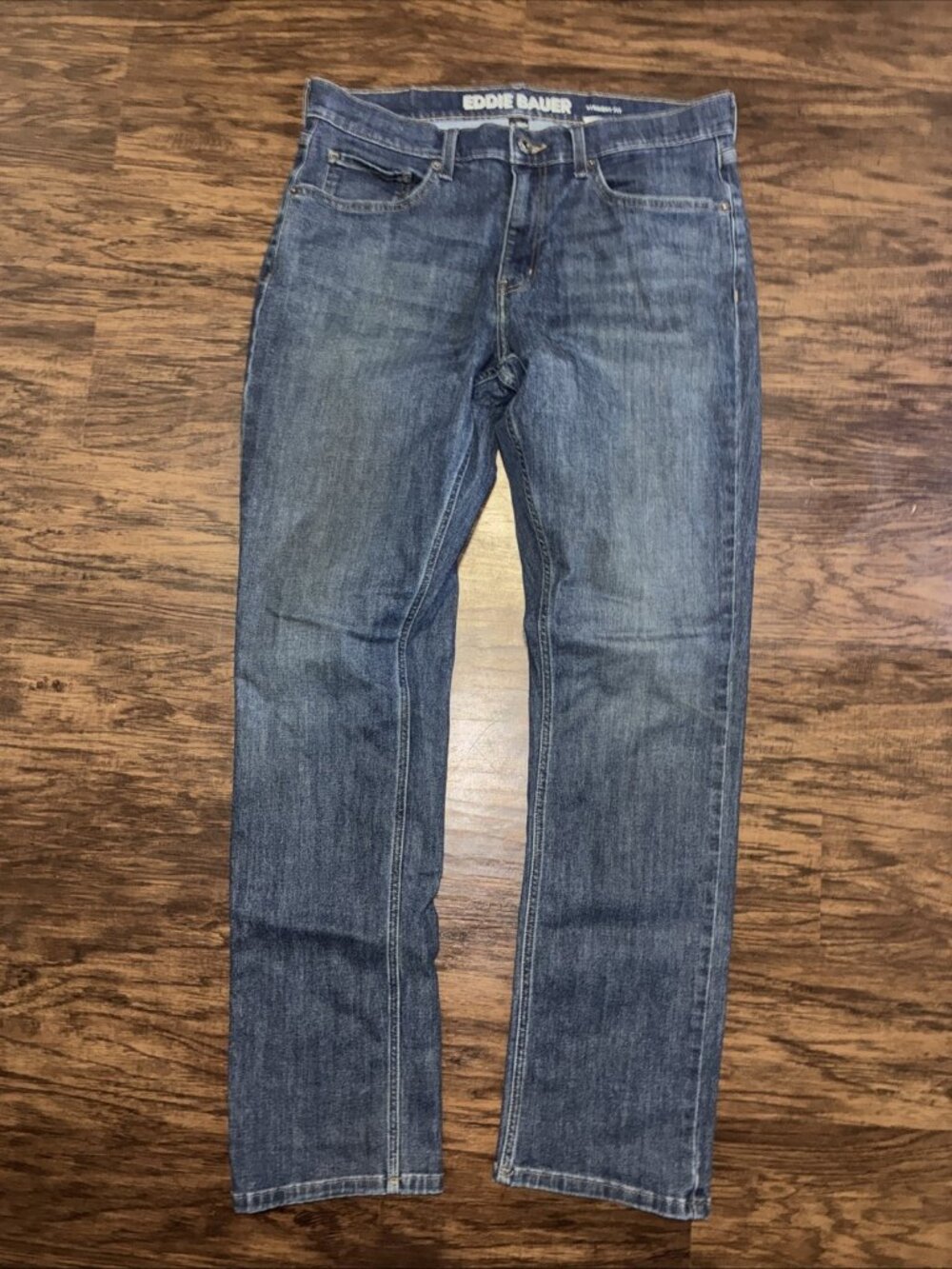 Eddie Bauer Straight Fit Jeans Mens 34x34(measure 33)Specialty Dyed Blue Stretch